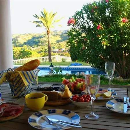 Estrellas Villa *