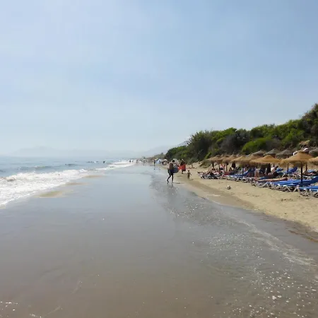 Estrellas Villa